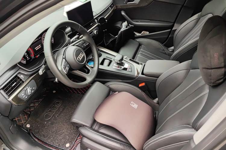 Used Audi A4L 2020 40 TFSI Fashion Dynamic Model Left Front Seat