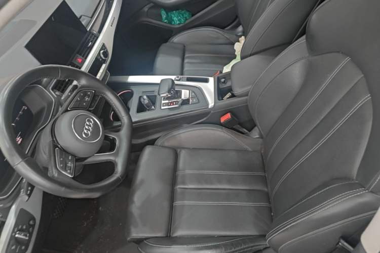 Used Audi A4L 2020 40 TFSI quattro Luxury Dynamic Model Left Front Seat