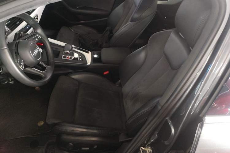 Used Audi A4L 2020 40 TFSI Luxury Dynamic Model Left Front Seat