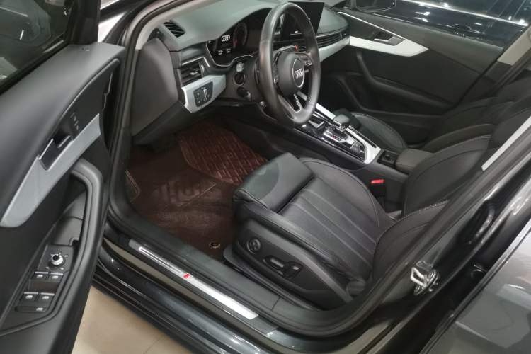 Used Audi A4L 2020 40 TFSI Fashion Dynamic Model Left Front Seat