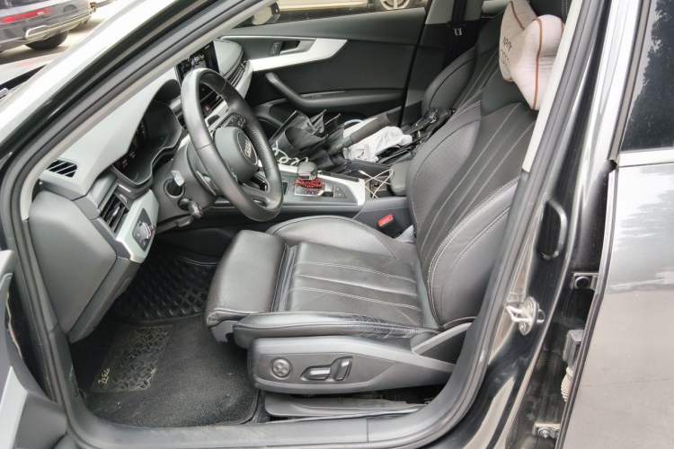 Used Audi A4L 2020 40 TFSI Luxury Dynamic Model Left Front Seat