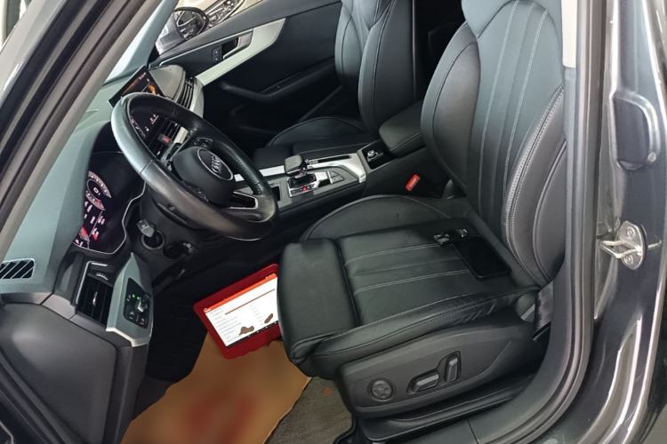 Used Audi A4L 2020 40 TFSI Fashion Dynamic Model Left Front Seat