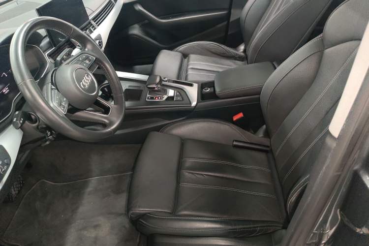 Used Audi A4L 2020 40 TFSI Fashion Dynamic Model Left Front Seat