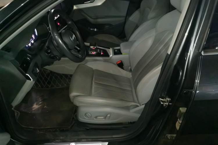 Used Audi A4L 2020 40 TFSI Fashion Dynamic Model Left Front Seat
