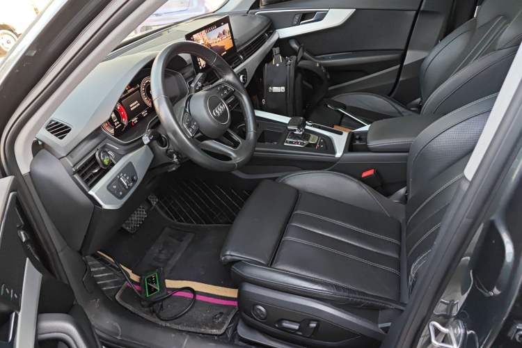 Used Audi A4L 2020 40 TFSI Fashion Dynamic Model Left Front Seat