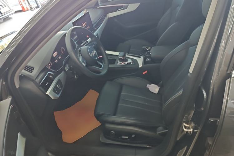 Used Audi A4L 2020 40 TFSI Luxury Dynamic Model Left Front Seat