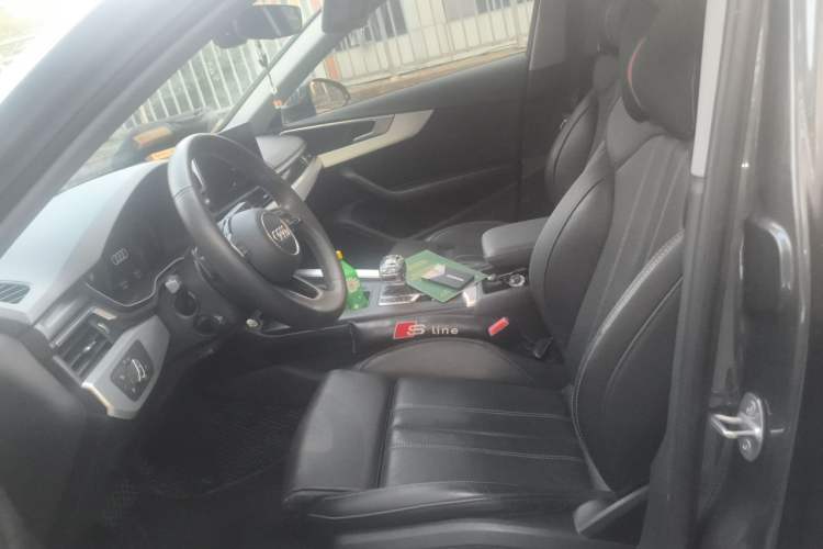 Used Audi A4L 2020 40 TFSI quattro Luxury Dynamic Model Left Front Seat