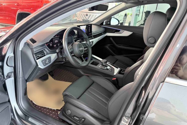 Used Audi A4L 2020 40 TFSI quattro Luxury Dynamic Model Left Front Seat