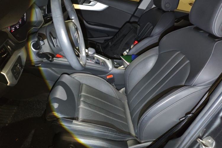 Used Audi A4L 2020 40 TFSI Fashion Dynamic Model Left Front Seat