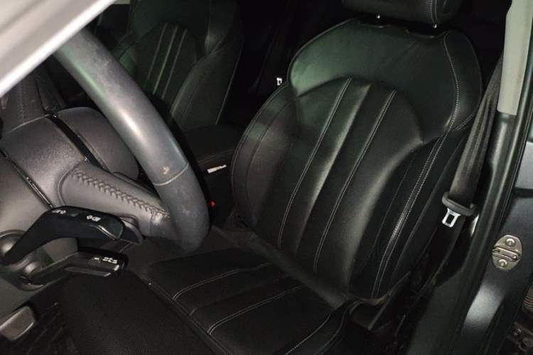 Used Audi A4L 2020 40 TFSI Fashion Dynamic Model Left Front Seat