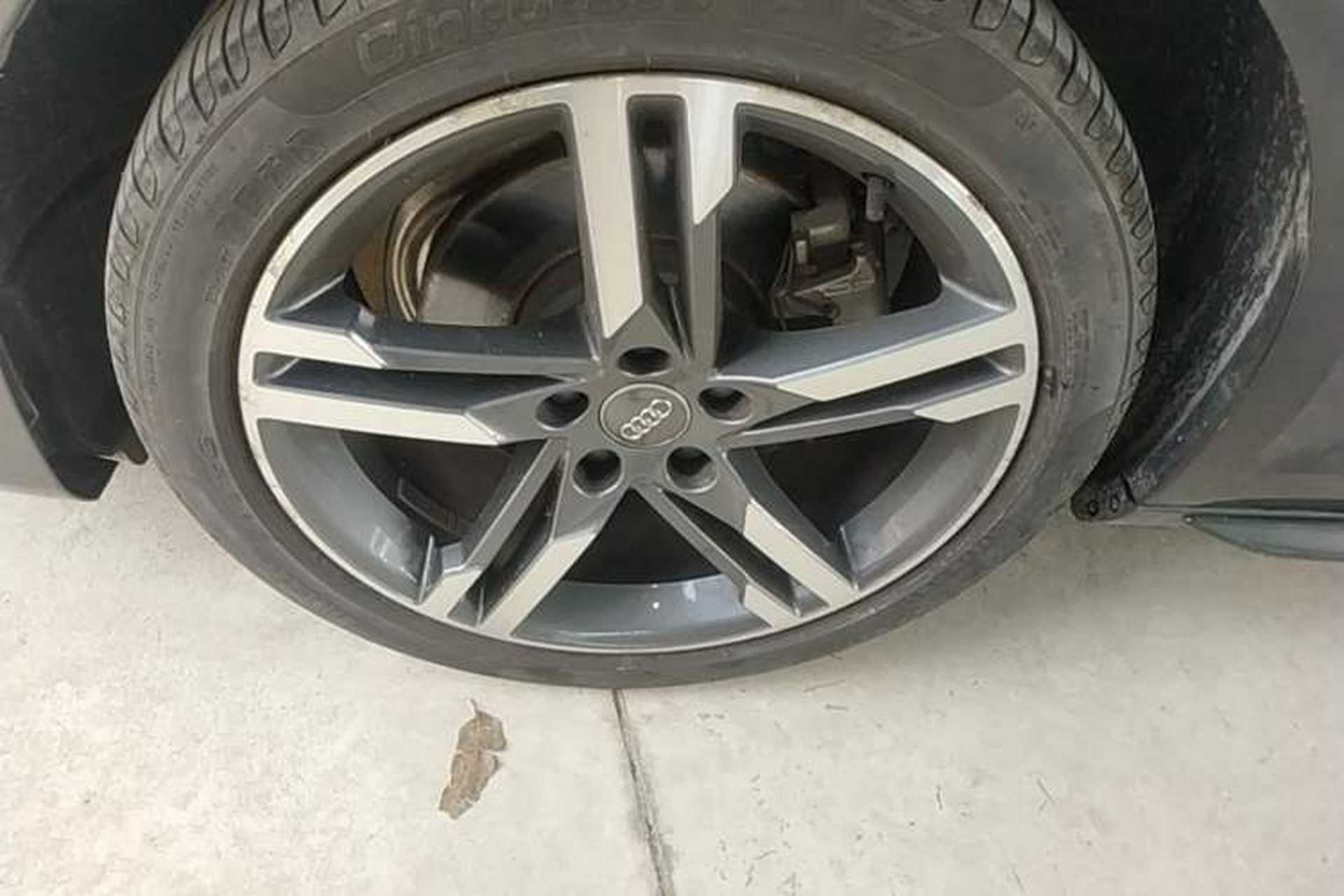 Used Audi A4L 2020 40 TFSI quattro Luxury Dynamic Model Left Front Wheel Hub