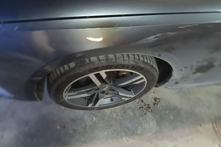 Used Audi A4L 2020 40 TFSI Luxury Dynamic Model Left Front Wheel Hub