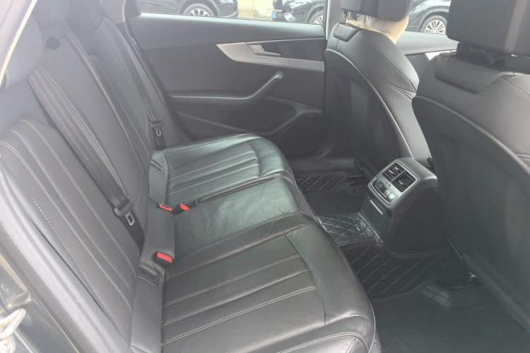 Used Audi A4L 2020 40 TFSI Fashion Dynamic Model Left Rear Seat