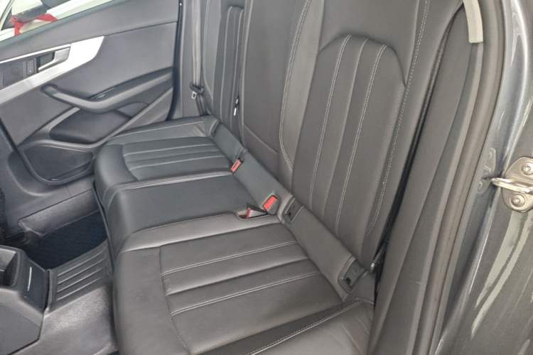Used Audi A4L 2020 40 TFSI Fashion Dynamic Model Left Rear Seat