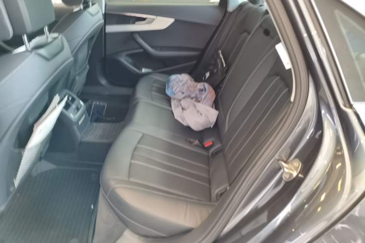 Used Audi A4L 2020 40 TFSI Luxury Dynamic Model Left Rear Seat