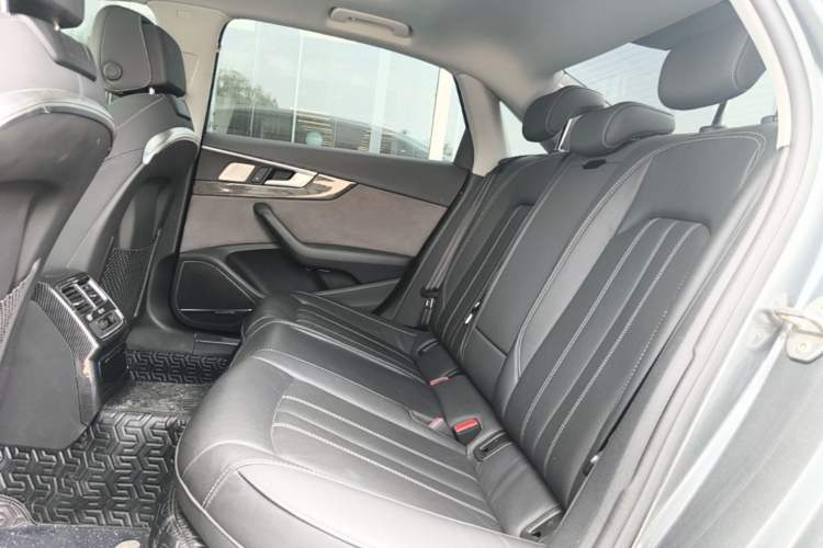 Used Audi A4L 2020 40 TFSI quattro Luxury Dynamic Model Left Rear Seat