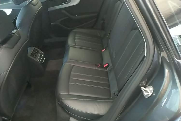 Used Audi A4L 2020 40 TFSI Fashion Dynamic Model Left Rear Seat