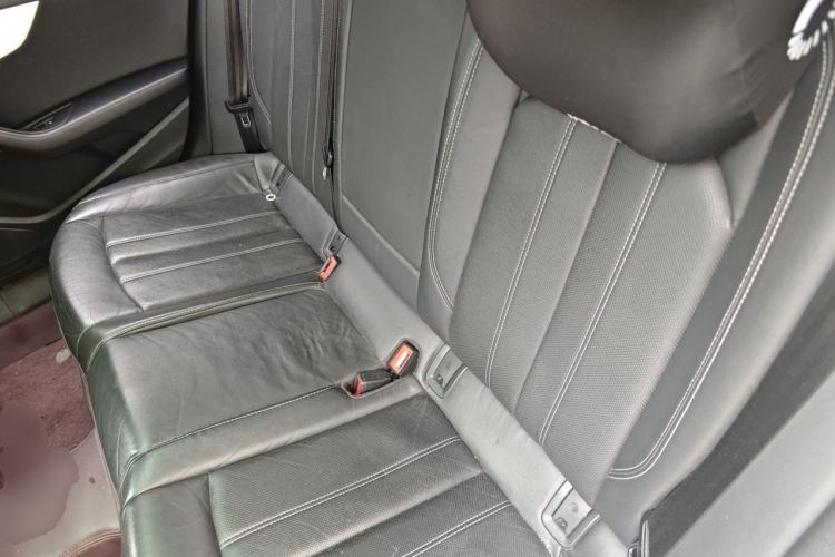 Used Audi A4L 2020 40 TFSI quattro Luxury Dynamic Model Left Rear Seat