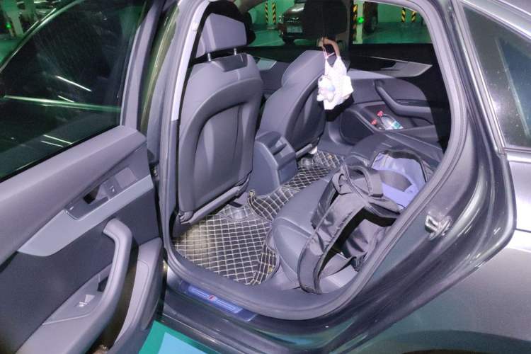 Used Audi A4L 2020 40 TFSI Fashion Dynamic Model Left Rear Seat