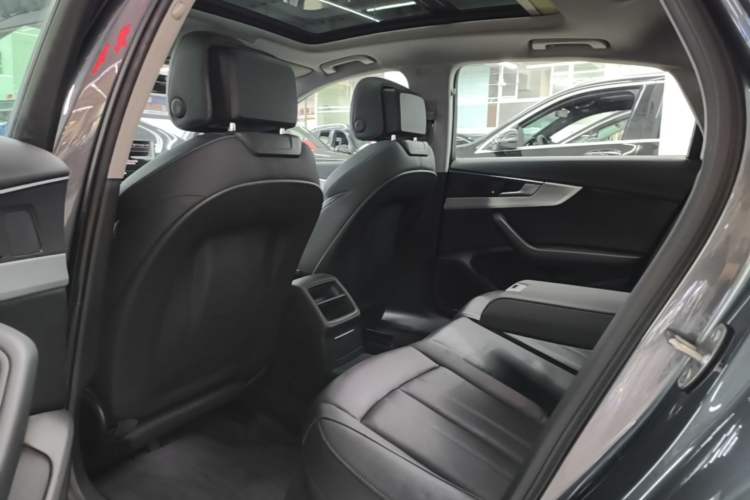 Used Audi A4L 2020 40 TFSI Fashion Dynamic Model Left Rear Seat
