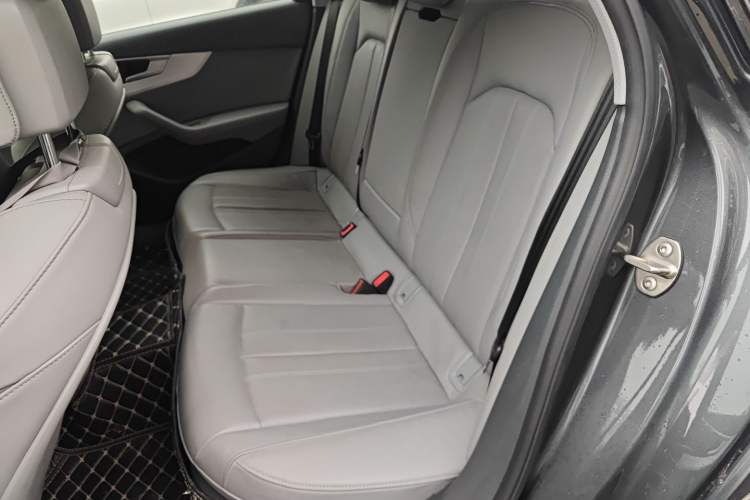 Used Audi A4L 2020 40 TFSI Fashion Dynamic Model Left Rear Seat