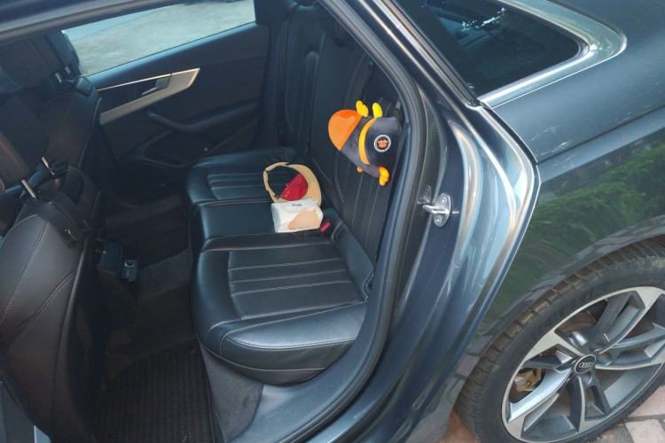 Used Audi A4L 2020 40 TFSI Fashion Dynamic Model Left Rear Seat