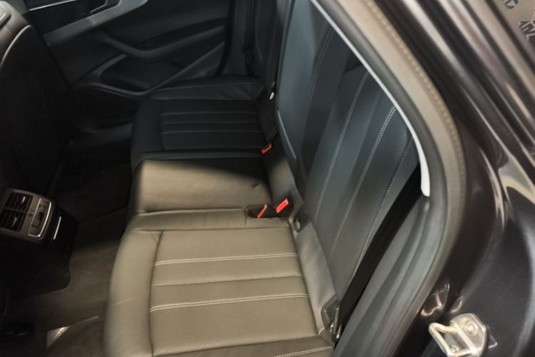 Used Audi A4L 2020 40 TFSI Luxury Dynamic Model Left Rear Seat