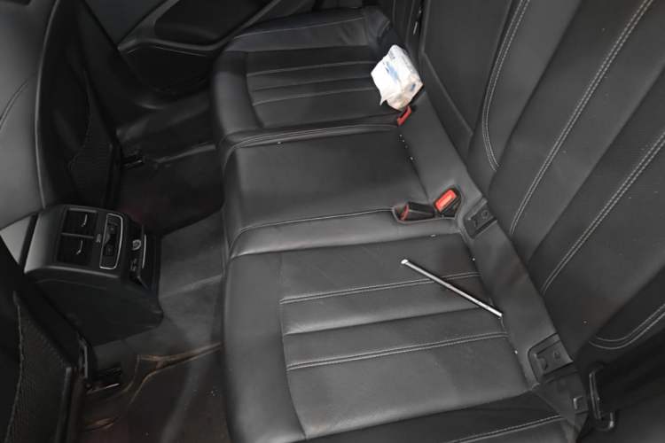 Used Audi A4L 2020 40 TFSI quattro Luxury Dynamic Model Left Rear Seat