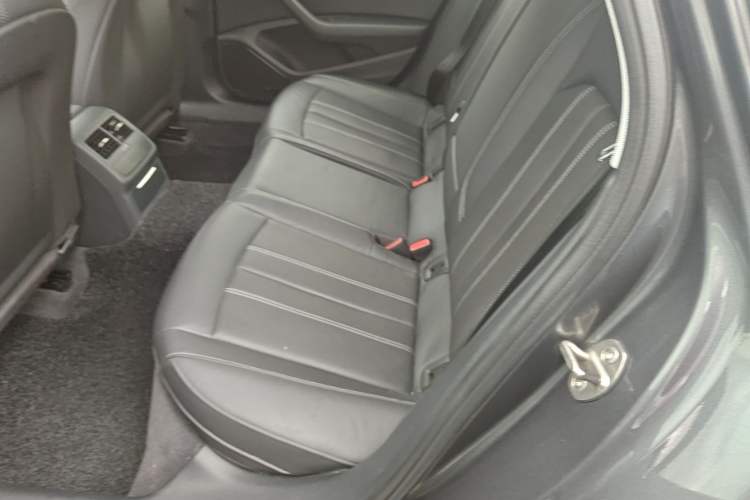 Used Audi A4L 2020 40 TFSI Fashion Dynamic Model Left Rear Seat