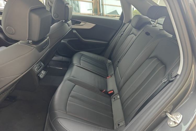 Used Audi A4L 2020 40 TFSI quattro Luxury Dynamic Model Left Rear Seat