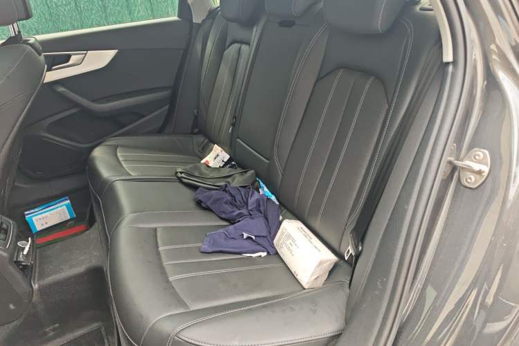 Used Audi A4L 2020 40 TFSI Luxury Dynamic Model Left Rear Seat