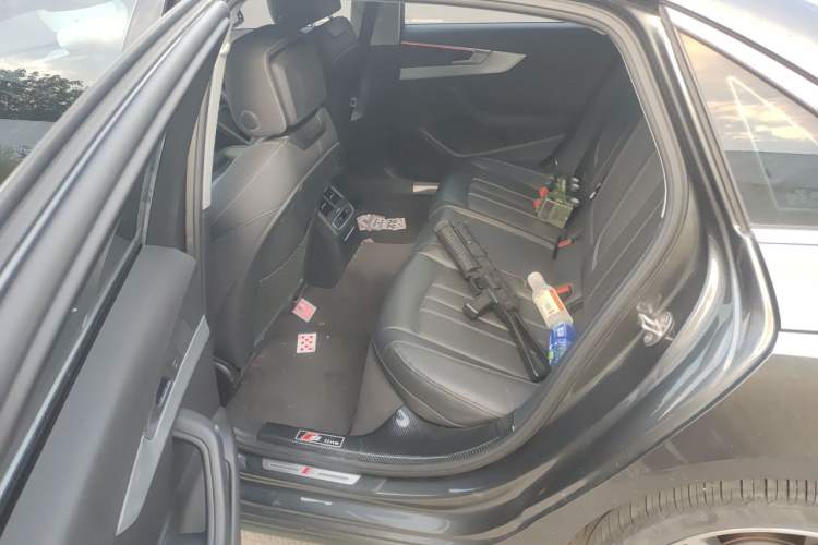 Used Audi A4L 2020 40 TFSI Luxury Dynamic Model Left Rear Seat