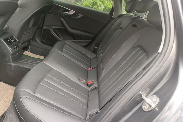 Used Audi A4L 2020 40 TFSI Luxury Dynamic Model Left Rear Seat