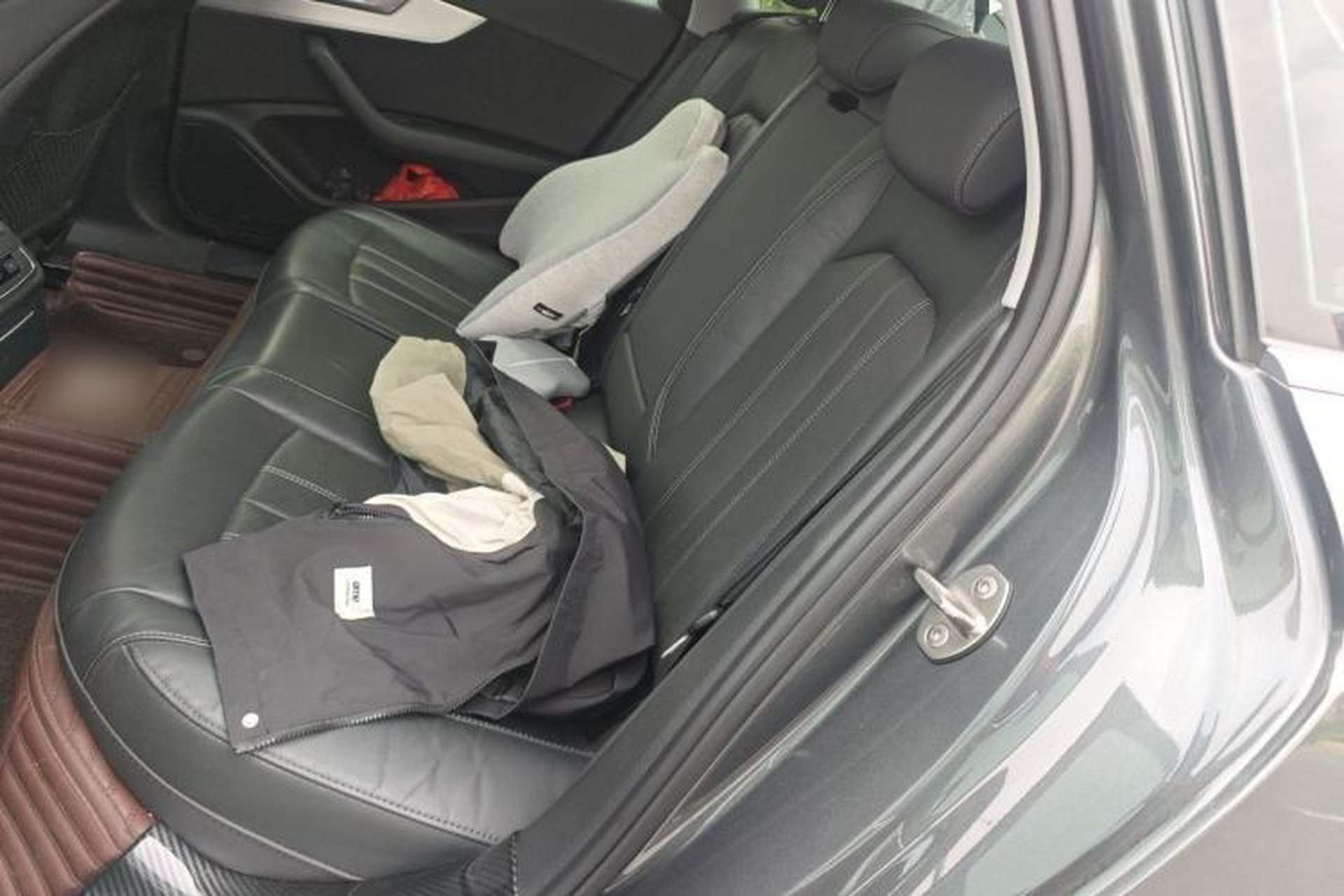 Used Audi A4L 2020 40 TFSI quattro Luxury Dynamic Model Left Rear Seat