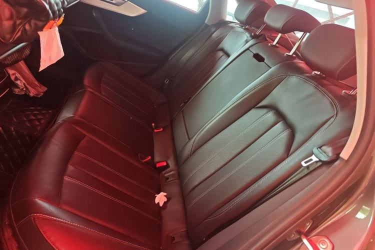 Used Audi A4L 2020 40 TFSI Luxury Dynamic Model Left Rear Seat
