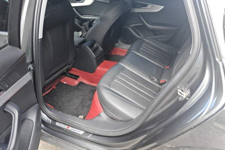 Used Audi A4L 2020 40 TFSI Fashion Dynamic Model Left Rear Seat