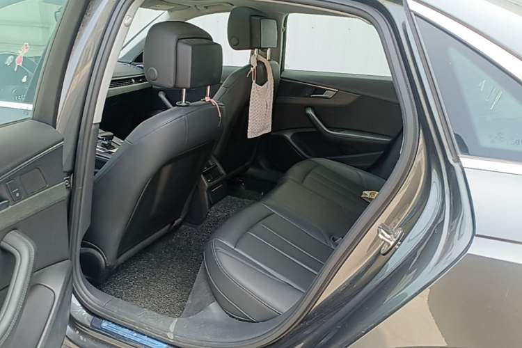 Used Audi A4L 2020 40 TFSI Fashion Dynamic Model Left Rear Seat