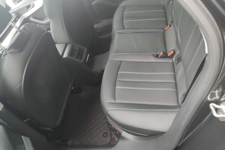 Used Audi A4L 2020 40 TFSI Fashion Dynamic Model Left Rear Seat