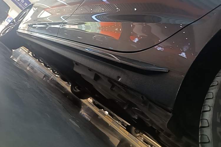 Used Audi A4L 2020 40 TFSI Fashion Dynamic Model Left Side Sill