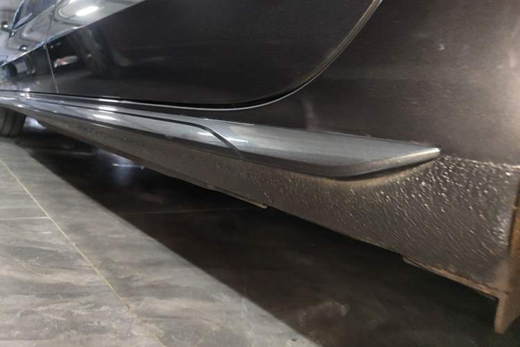 Used Audi A4L 2020 40 TFSI Luxury Dynamic Model Left Side Sill