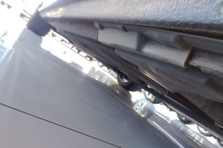 Used Audi A4L 2020 40 TFSI Luxury Dynamic Model Left Side Sill
