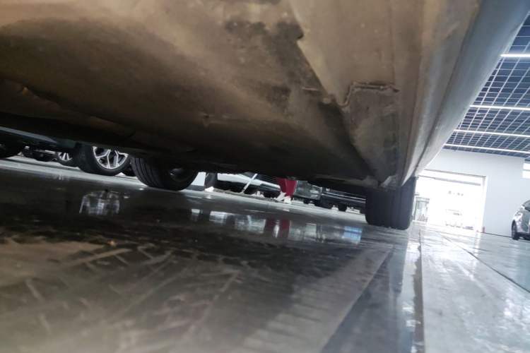 Used Audi A4L 2020 40 TFSI Luxury Dynamic Model Left Side Sill