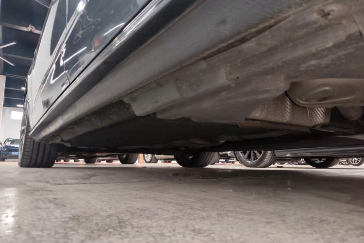Used Audi A4L 2020 40 TFSI Fashion Dynamic Model Left Side Sill