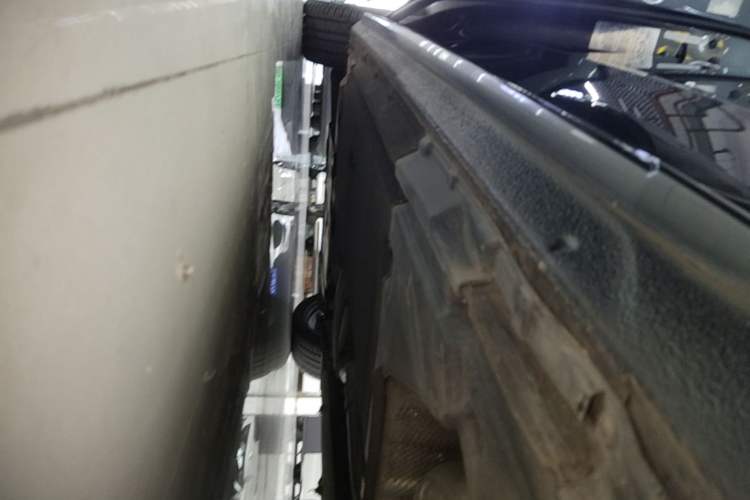 Used Audi A4L 2020 40 TFSI Fashion Dynamic Model Left Side Sill
