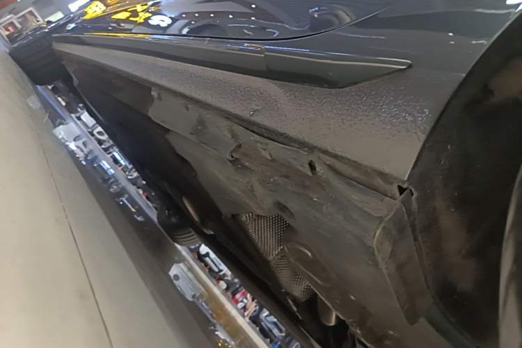 Used Audi A4L 2020 40 TFSI Fashion Dynamic Model Left Side Sill