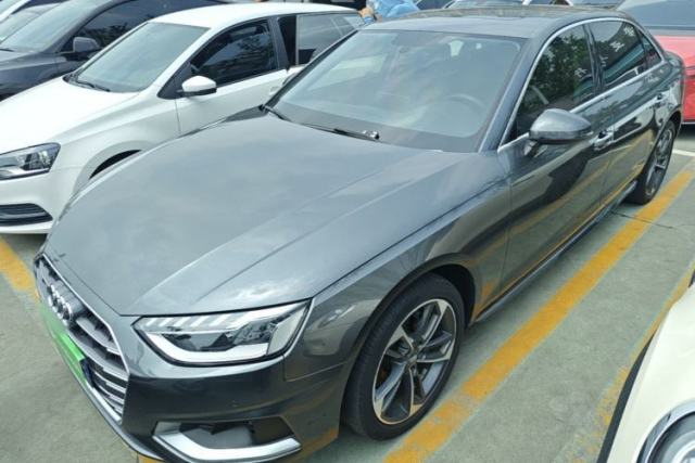 Audi A4L 2020 40 TFSI Fashionable and Elegant Model de segunda mano