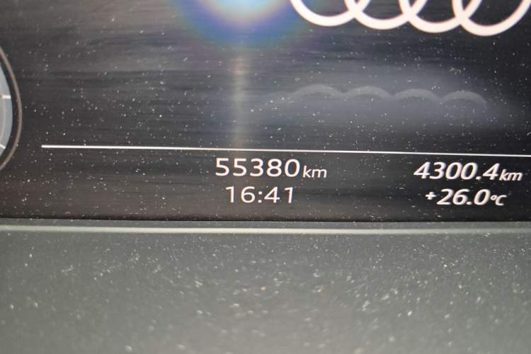 Used Audi A4L 2020 40 TFSI quattro Luxury Dynamic Model Odometer Close Up