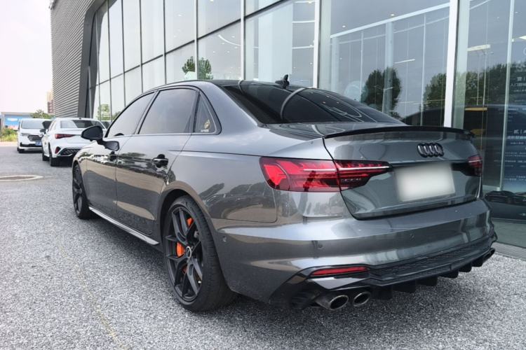 Used Audi A4L 2020 40 TFSI quattro Luxury Dynamic Model Rear Left 45 Deg