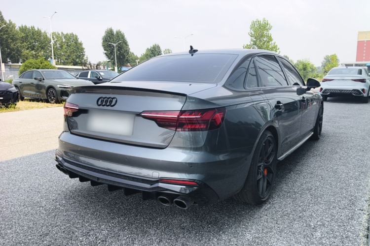 Used Audi A4L 2020 40 TFSI quattro Luxury Dynamic Model Rear Right 45 Deg