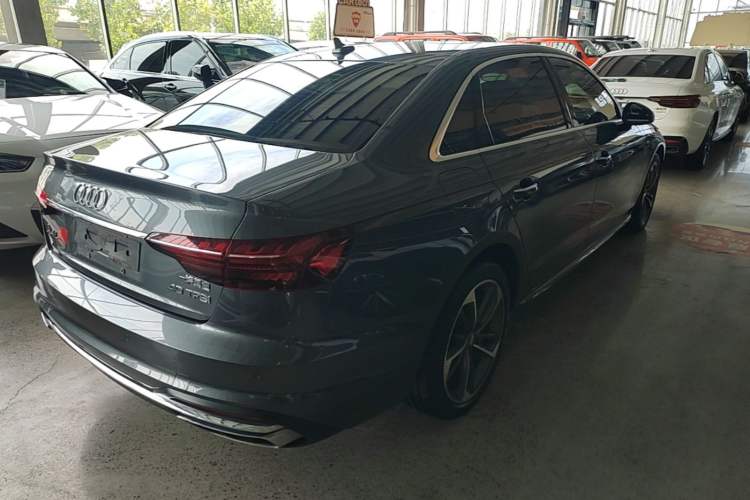Used Audi A4L 2020 40 TFSI Fashionable and Elegant Model Rear Right 45 Deg